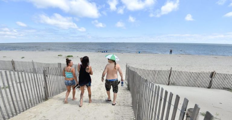 This Hidden Delaware Shore Town Feels Like the Coast Locals Don’t Want Tourists to Find