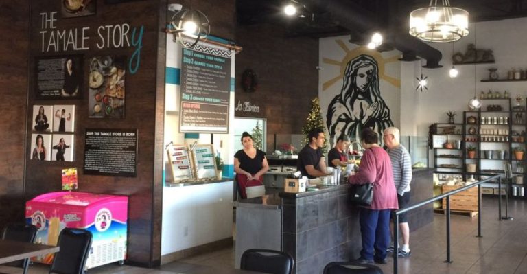 This Hidden Mexican Bakeshop In Arizona Serves Tamales At Their Finest
