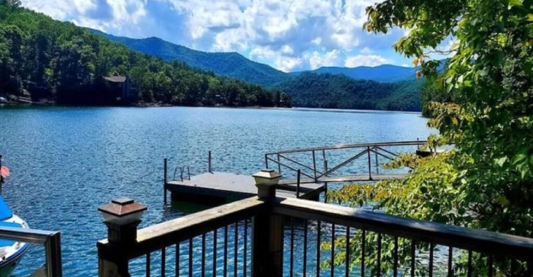 This Hidden North Carolina Mountain Town Is So Underrated, Even Most Locals Haven’t Heard Of It