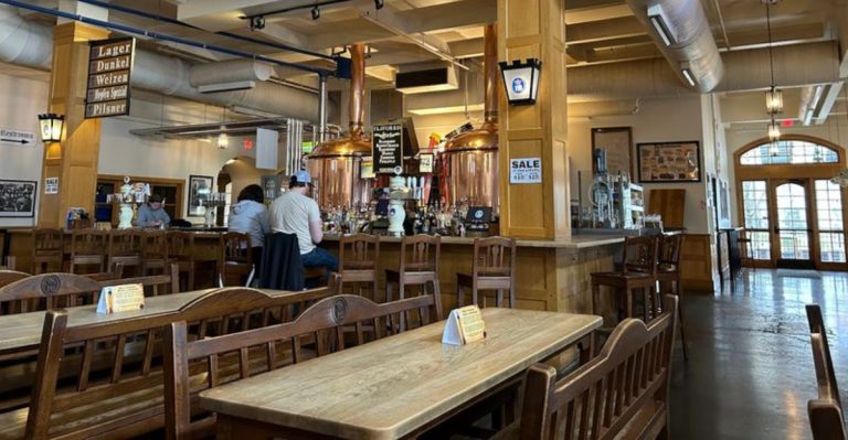 This Hidden Pennsylvania Restaurant Feels Like A Bavarian Getaway In Germany