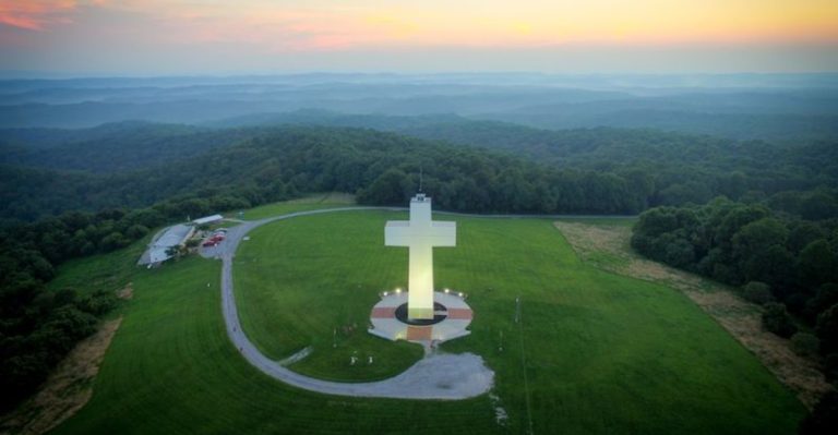 This Hilltop Cross In Illinois Is One Of The Midwest’s Most Striking Landmarks