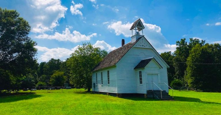 This Historic 1800s Church In Arkansas Is A Must-Visit
