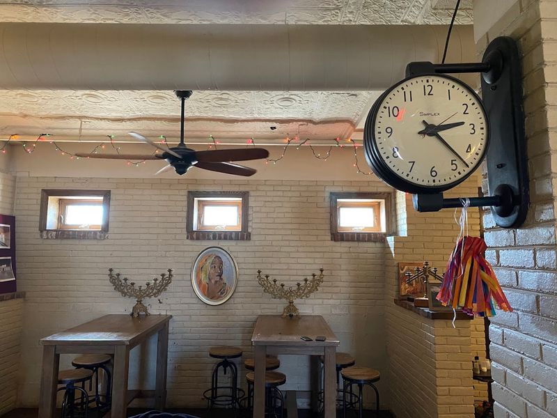 Arrival And First Heat