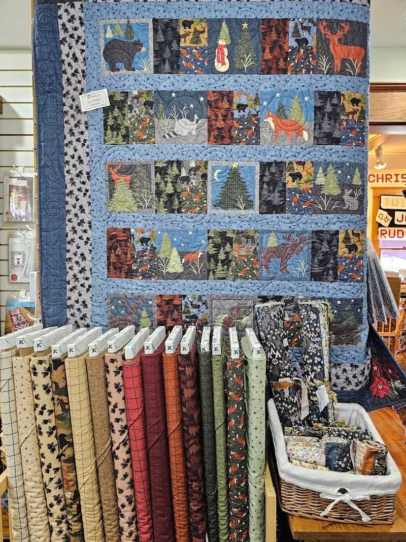 This Historic-Home Quilt Shop In Illinois Is Packed With Creative Inspiration