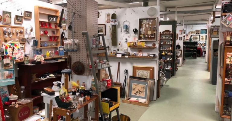 This Historic Pennsylvania Barn By Milton Hershey Is Now A One-Of-A-Kind Antique Mall