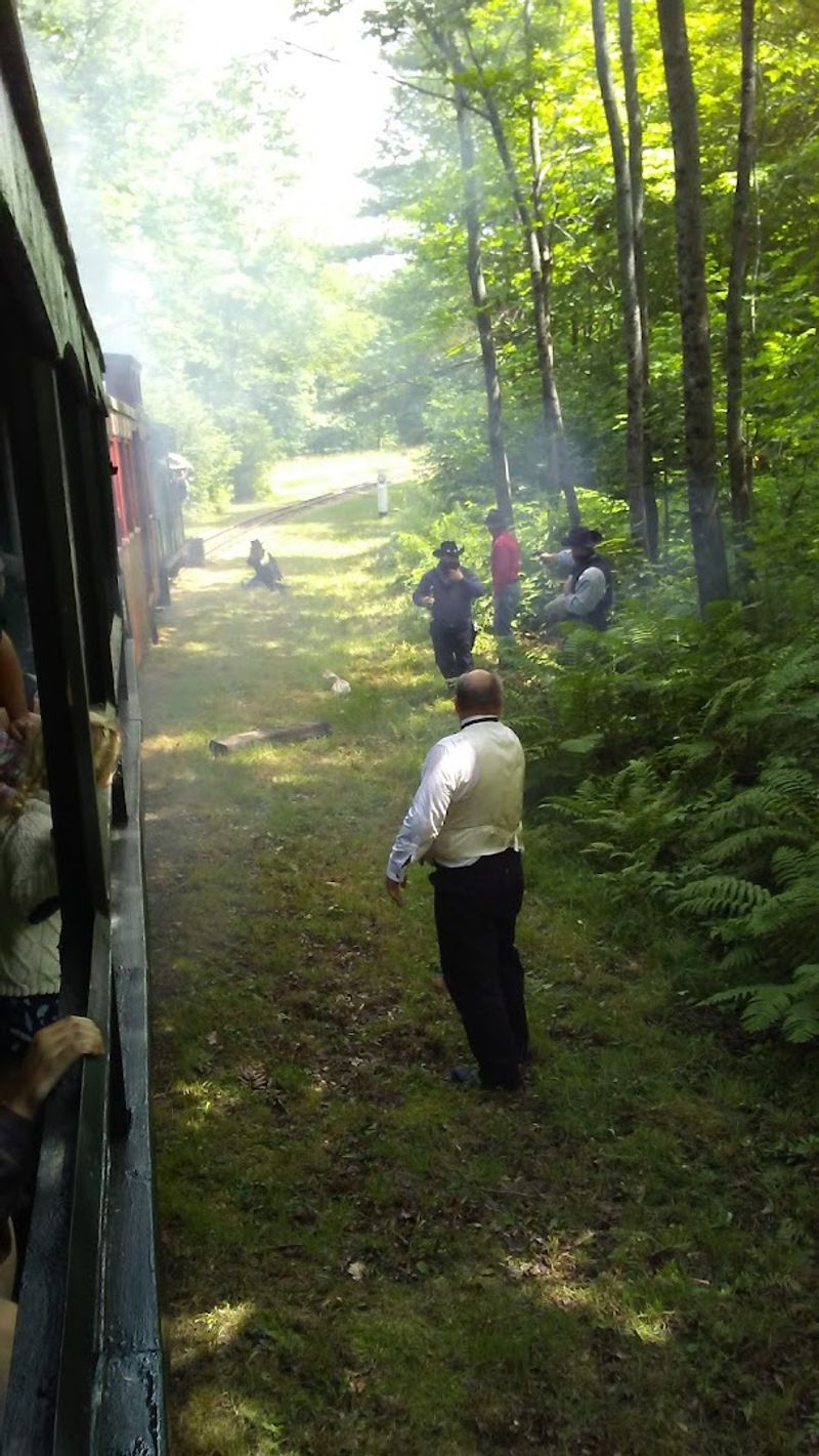 This Historic Train Ride Through Maine Comes With A Charming Caboose Stay