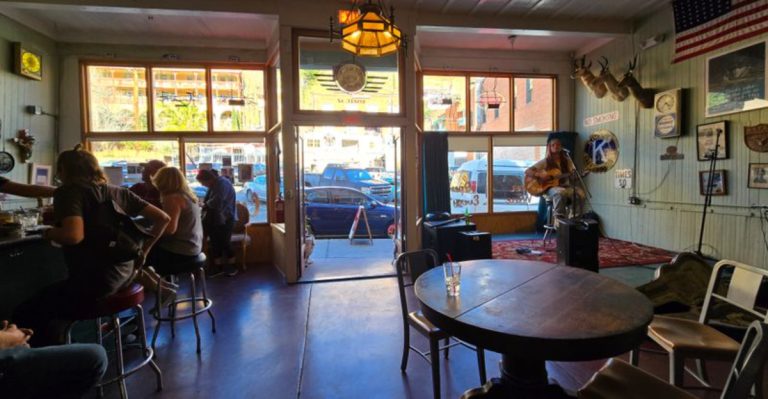 This Hole-In-The-Wall Bisbee, Arizona Café Still Serves Pasties Just Like The Old Mining Towns Remember