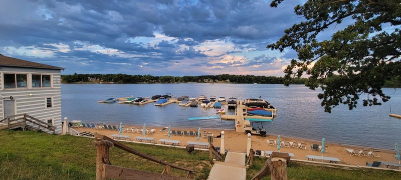 This Illinois Resort Delivers Beachy Fun, Water Attractions, And Warm-Weather Appeal