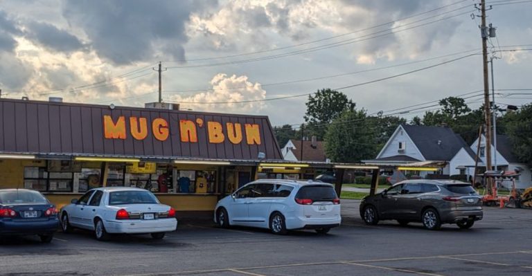 This Indiana Fry Shack Serves The Crunchy Onion Rings Locals Crave