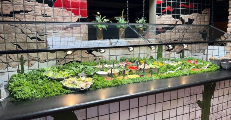 This Indiana Restaurant’s Salad Bar Is The Real Star Of The Menu