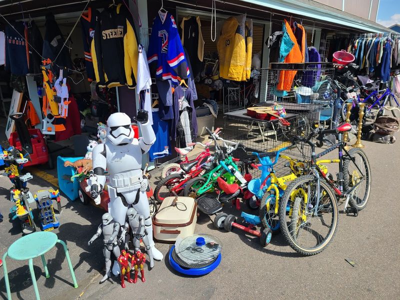 A Market That Actually Has Everything