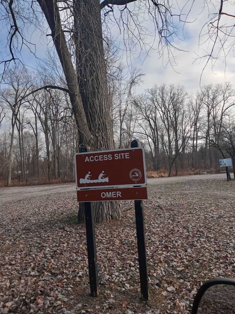 City Limits Sign, Big Welcome