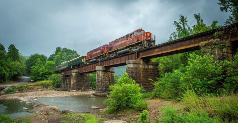 This Is The Ultimate Arkansas Train-Lovers Adventure