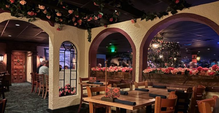 This Is The Ultimate Quirky Colorado Restaurant You’ll Keep Coming Back To