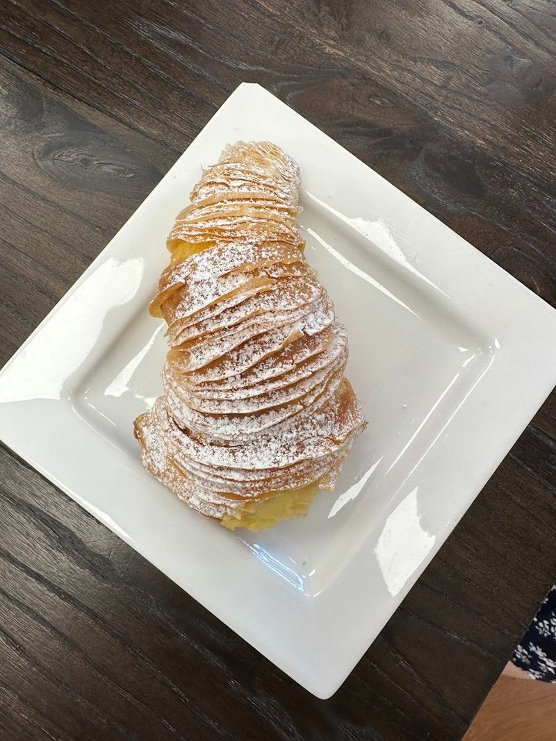 What Makes Sfogliatelle So Hard To Find In Colorado