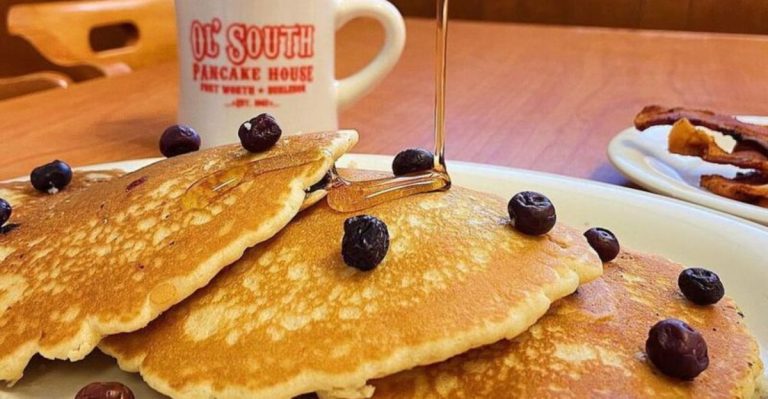 This Legendary 24-Hour Diner Is Worth The Drive From Anywhere In Texas