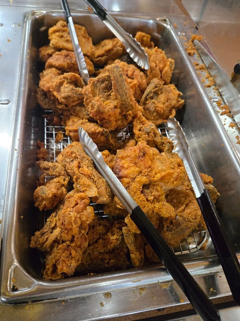 The Fried Chicken That Built The Hype