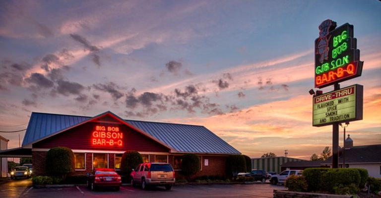 This Legendary Alabama Smokehouse Is Home To The State’s Best Pit Beef Sandwich