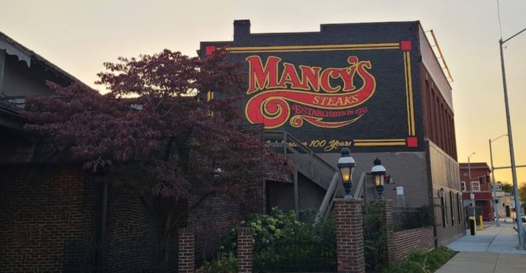 This Legendary Ohio Steakhouse Has Been Serving Unforgettable Steaks Since 1921