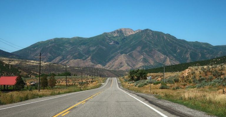 This Legendary Western Highway Runs From Utah To Montana Through 7 National Parks