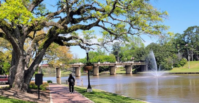 This Louisiana City Of Lights Has Meat Pies, Riverfront Charm, And One Of The South’s Sweetest Small-Town Stories