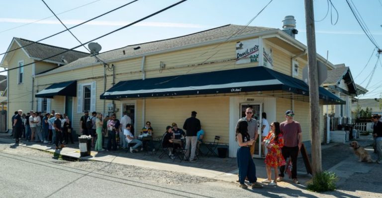 This Louisiana Po’boy Shop’s Shrimp Sandwich Is Still A Local Legend