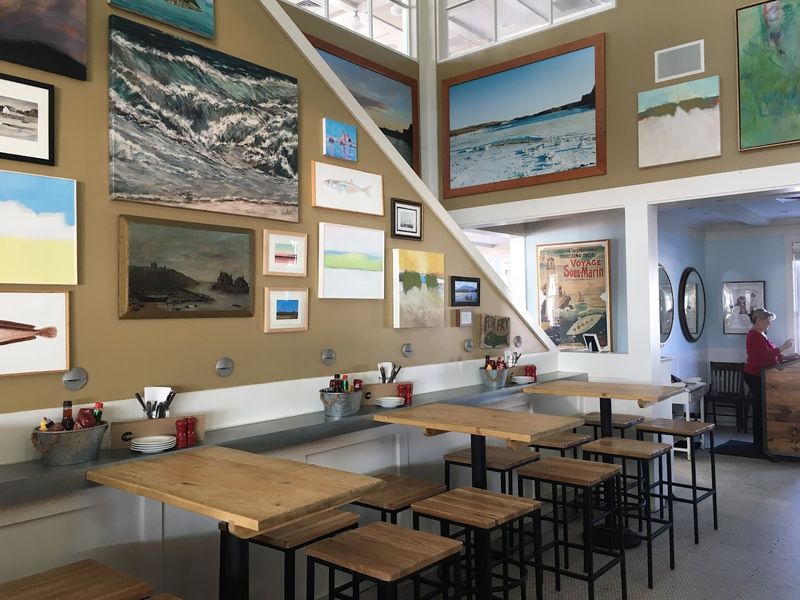 Robert's Maine Grill & Raw Bar, Kittery