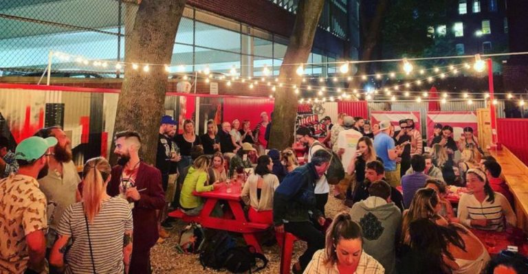 This Maine Taco Truck’s Lobster Roll Tacos Are So Popular They Sell Out Before Dinner