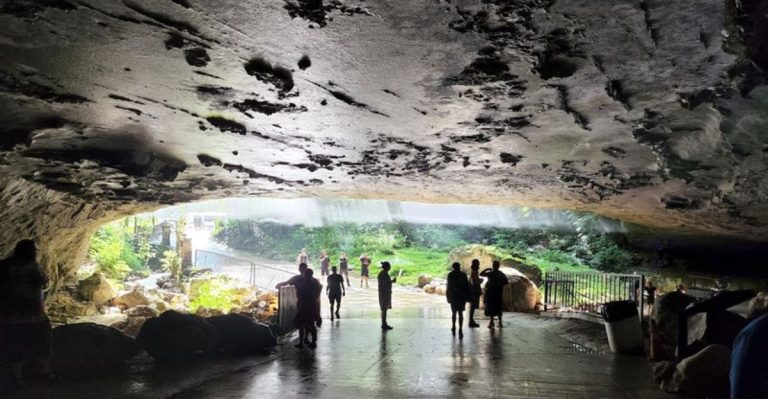 This Massive Cave In Tennessee Is One Of The Most Surprising Places In America