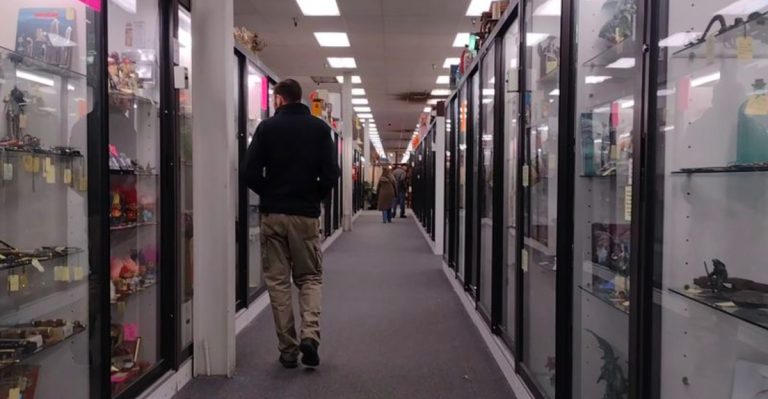 This Massive Ohio Antique Store Feels Like A Maze Of Endless Finds