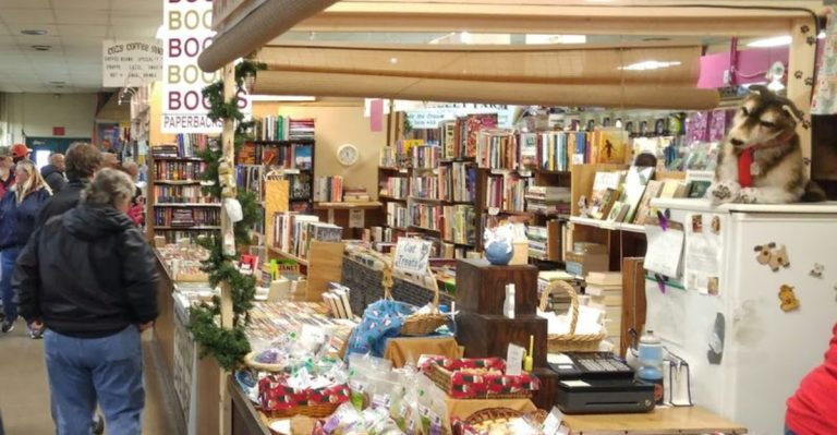 This Massive Pennsylvania Market Is Worth Visiting In June Even If It Wrecks Your Self-Control