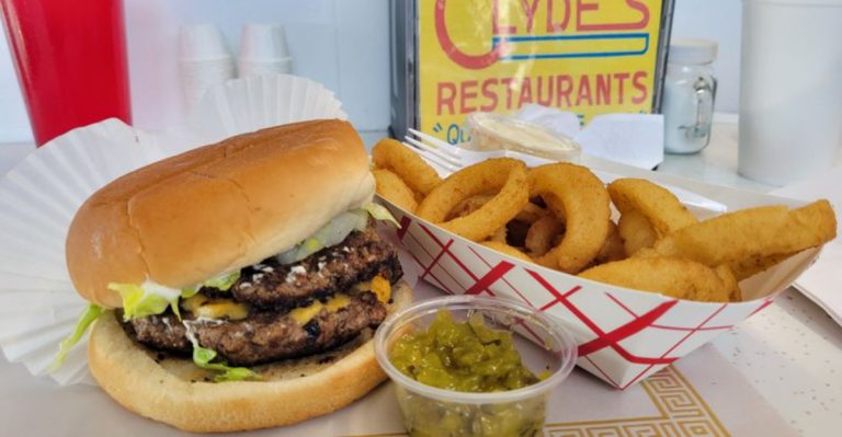 This Michigan Burger Stand’s Double Cheeseburger Keeps Locals Coming Back
