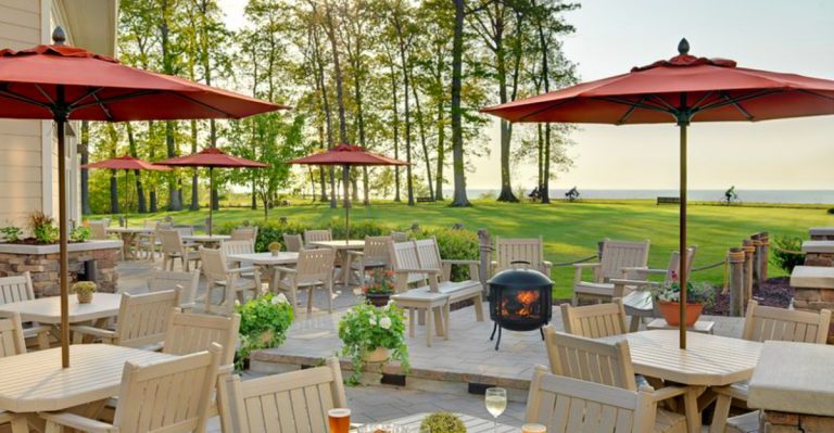 This Might Be Ohio’s Most Scenic Restaurant And You Need To Bring Your Camera