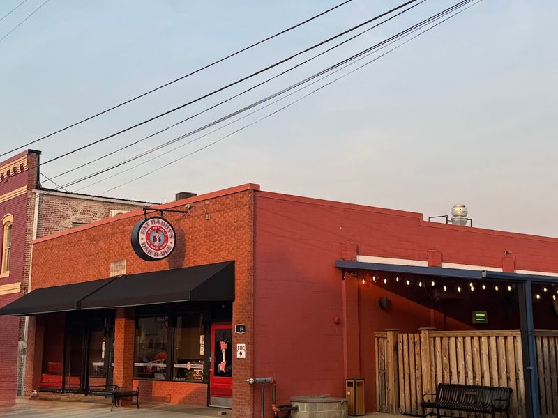 A Low-Key Smokehouse With A Constant Line Out Front