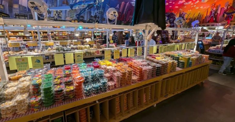 This Minnesota Candy Wonderland Feels Like A Trip Back In Time
