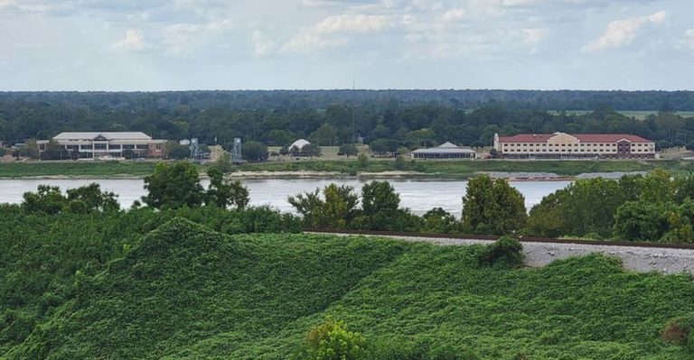 This Mississippi River Town Makes Social Security Stretch Further For Couples