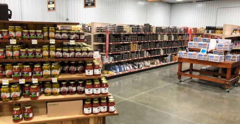 This Missouri Dutch Country Store Has One Of The Biggest Bulk Food Selections In The State