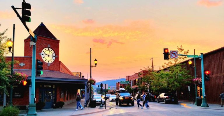 This Montana Town Has Some Of The Most Breathtaking Views In America