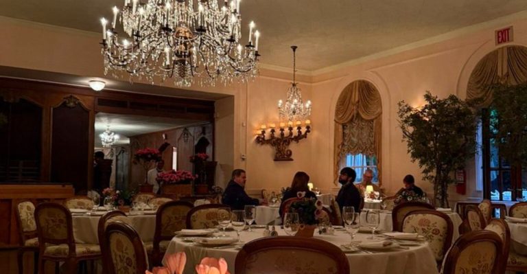 This New York Restaurant Has Been Family-Owned For Over A Century, And It’s Still A Local Favorite