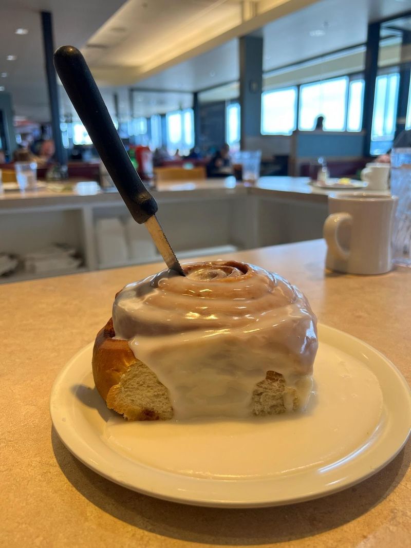 The Famous Cinnamon Rolls Experience