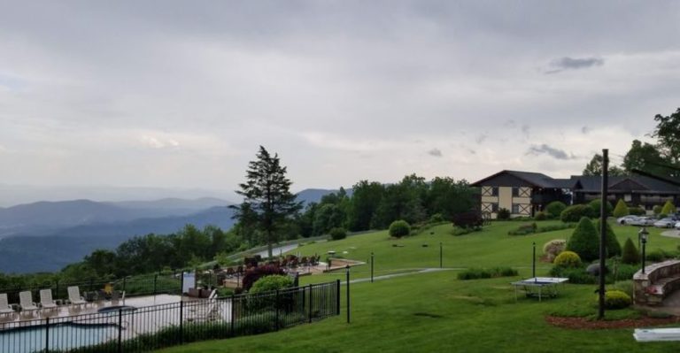 This North Carolina Mountain Escape Feels More Like A Pause Than A Place