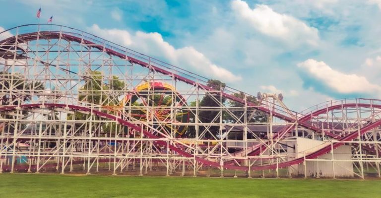 This Ohio Amusement Park Only Opens A Few Times A Year (And Those Are The Best Times)