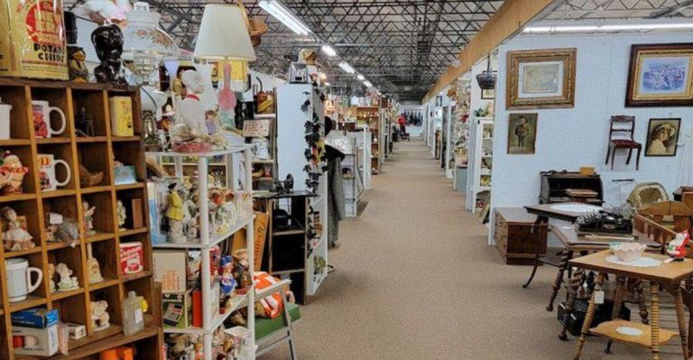 This Ohio Antique Wonderland Is Packed With Finds Worth Digging Deep For
