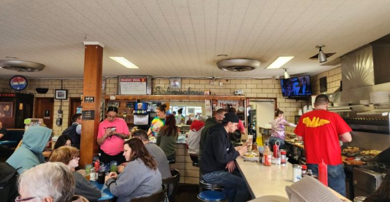 This Ohio Diner Has Kept Locals Coming Back For More Than 50 Years
