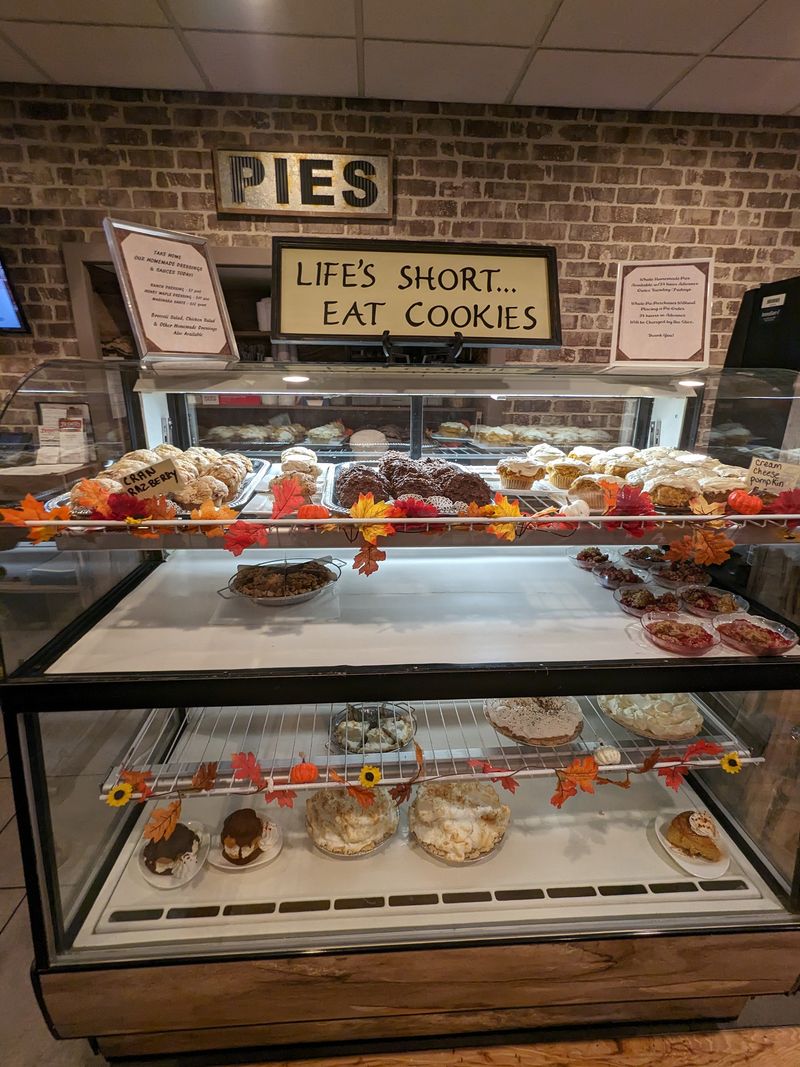 Walking Into a Bakery Before You Even Reach Your Table