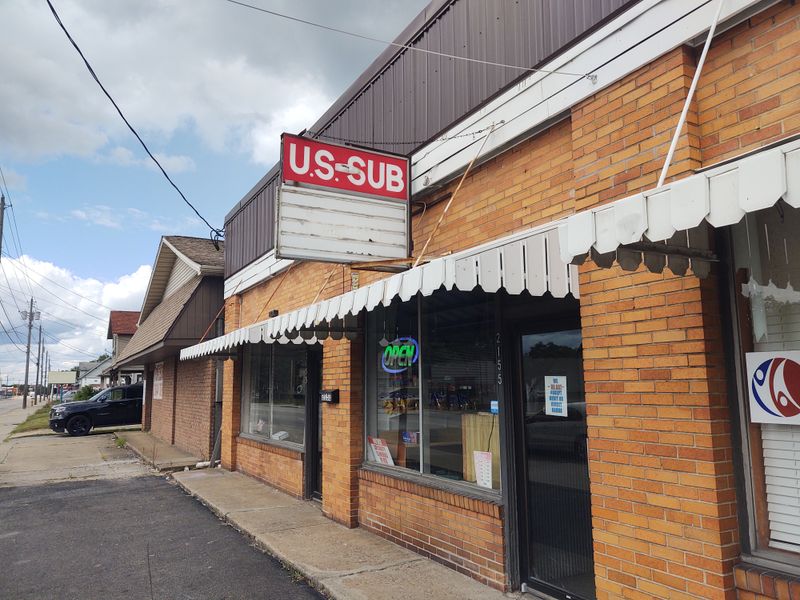 Exact Location That Makes Lunch Easy