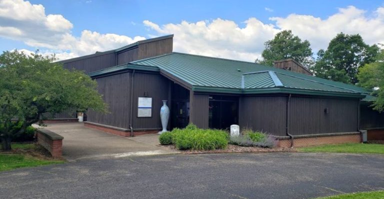 This Ohio National Road Stop Turns A June Drive Into A Little Discovery