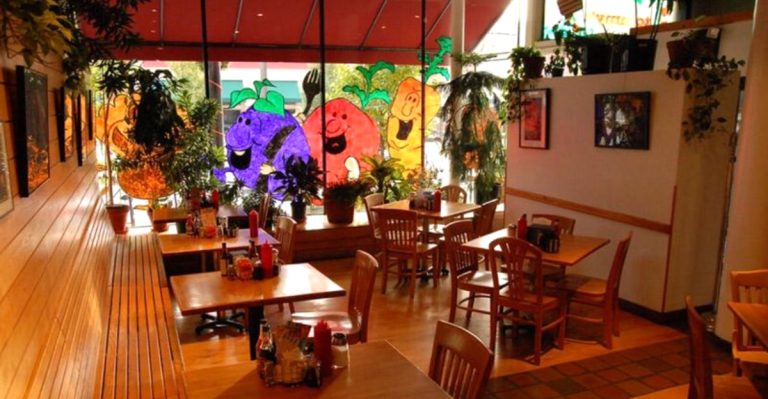 This Ohio Restaurant Has Been Serving Healthy Comfort Food Since The 1970s