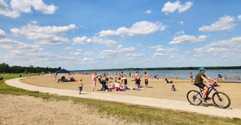 This Ohio State Park Hides A 3,000-Foot Beach Made For Summer Days