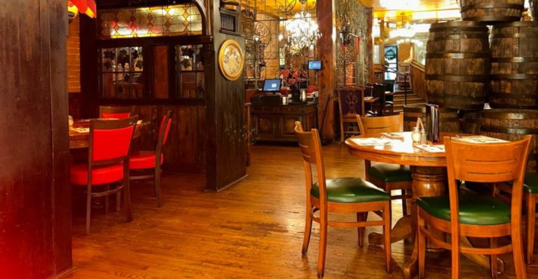 This Old School Arizona Spot Serves A Chicken Parm So Good It Comes With Soup And Dessert